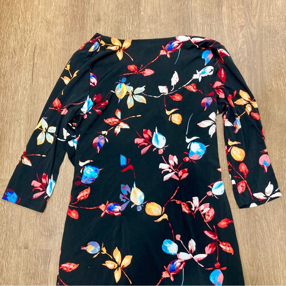 Jennifer Lopez Black Floral Faux Wrap Dress Size Large 3/4 Length Sleeves - Picture 7 of 16
